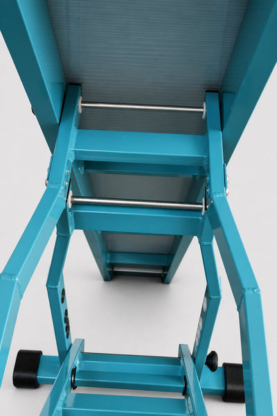 LEVEL Seesaw